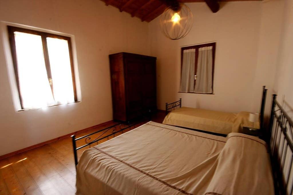 Villa Con Piscina 10 Posti Letto, L'Oliveta Di Rivalto Chianni Luaran gambar